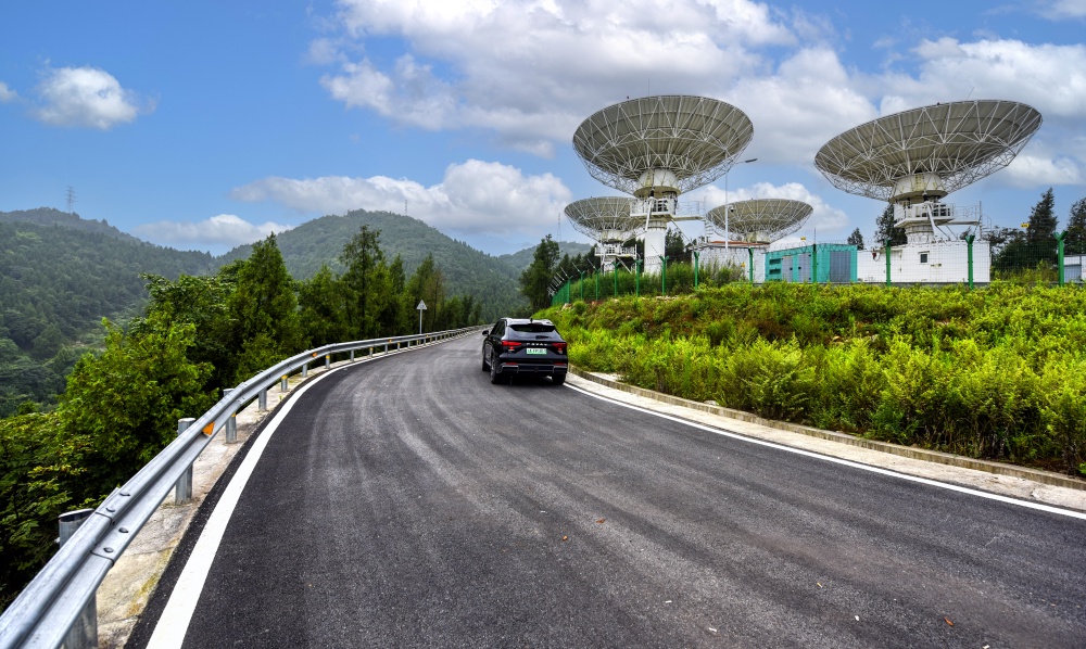 4027.5公里！重慶提前超額完成安防工程，筑牢群眾出行“安全網”